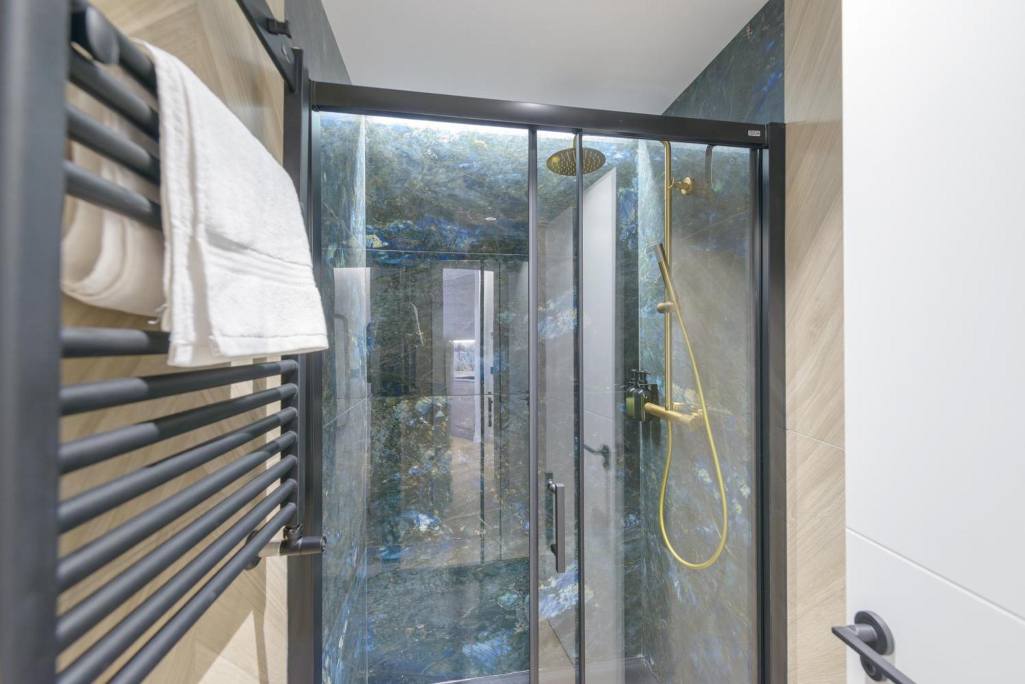 Gran Via Capitals By Monaro***** Appartement Madrid Buitenkant foto